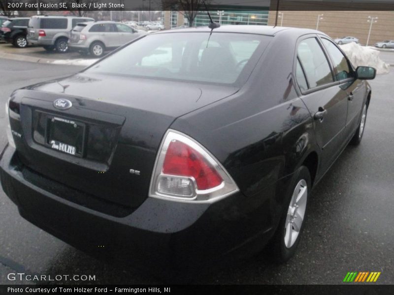 Black / Light Stone 2007 Ford Fusion SE