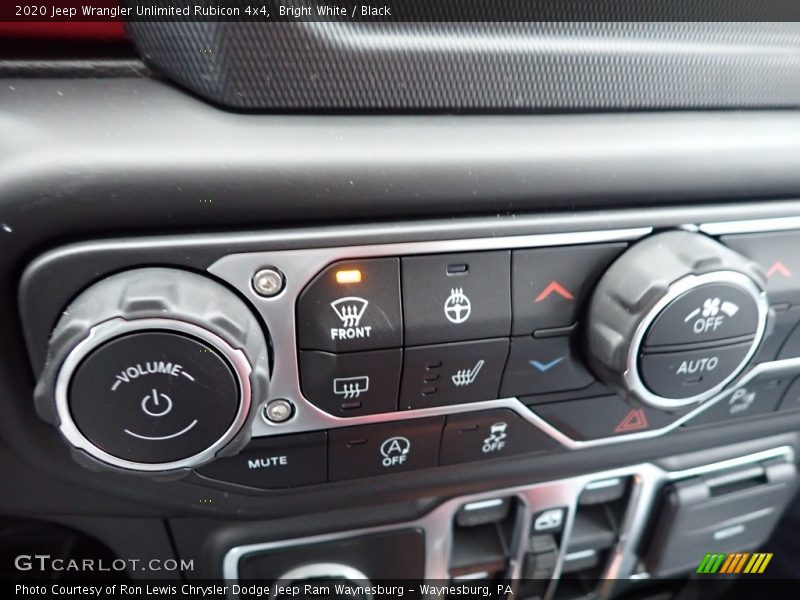 Bright White / Black 2020 Jeep Wrangler Unlimited Rubicon 4x4