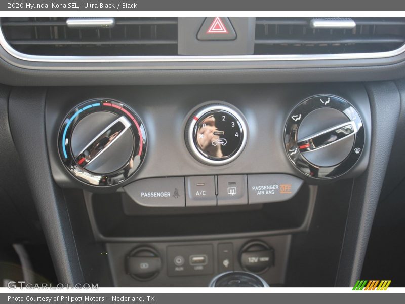 Ultra Black / Black 2020 Hyundai Kona SEL