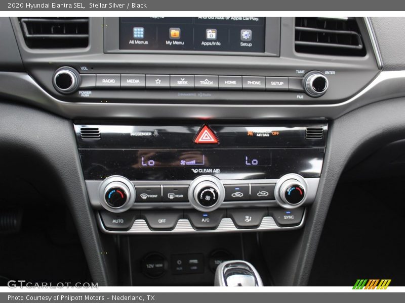 Stellar Silver / Black 2020 Hyundai Elantra SEL