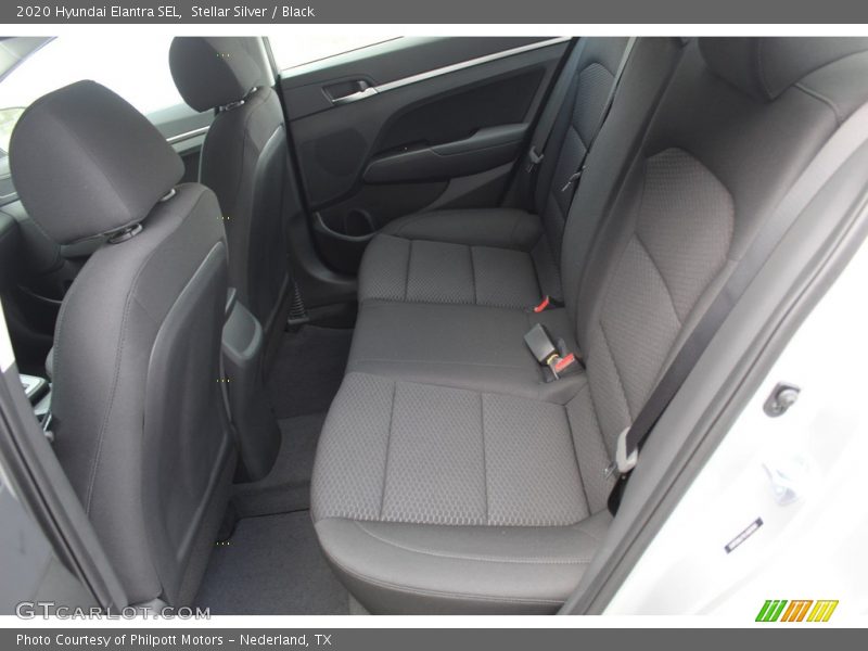 Stellar Silver / Black 2020 Hyundai Elantra SEL