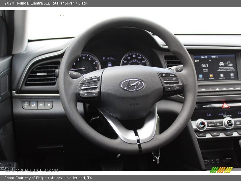 Stellar Silver / Black 2020 Hyundai Elantra SEL