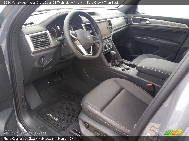  2020 Atlas Cross Sport SE Technology 4Motion Titan Black Interior