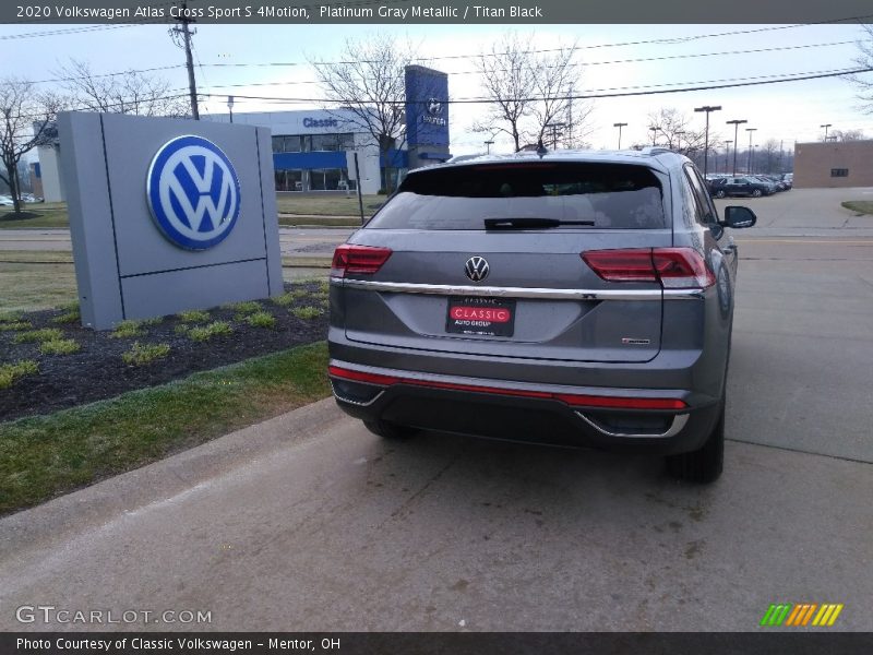 Platinum Gray Metallic / Titan Black 2020 Volkswagen Atlas Cross Sport S 4Motion