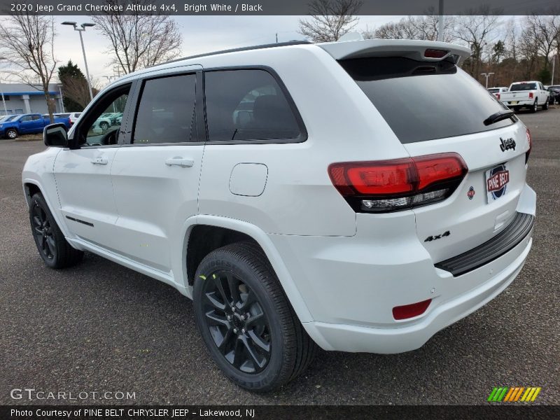 Bright White / Black 2020 Jeep Grand Cherokee Altitude 4x4