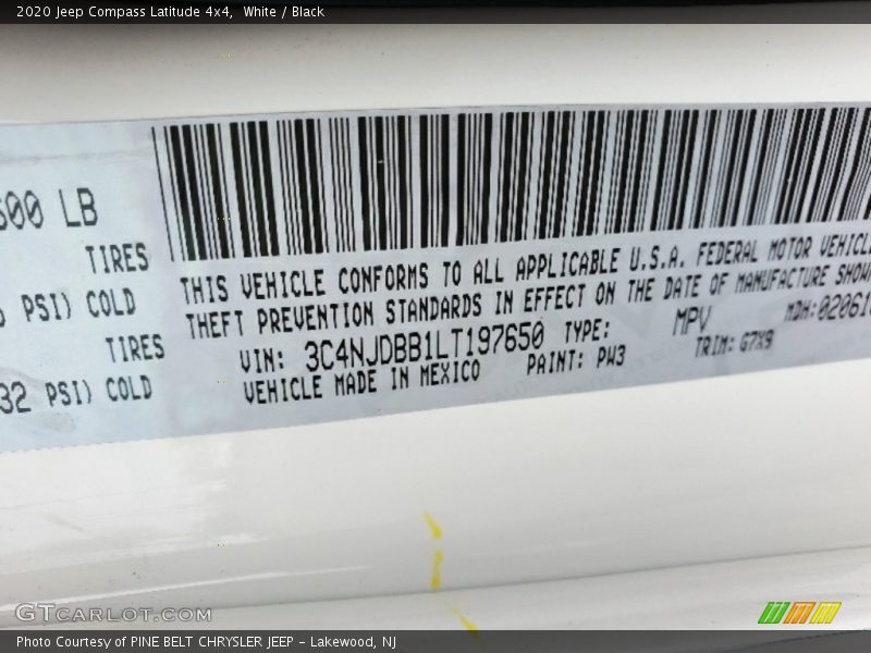 White / Black 2020 Jeep Compass Latitude 4x4