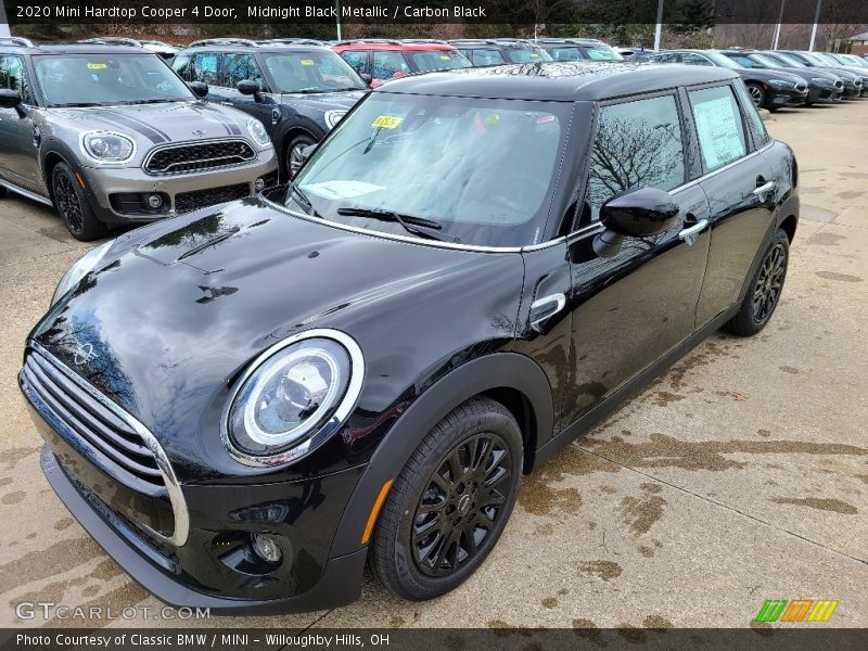 Front 3/4 View of 2020 Hardtop Cooper 4 Door