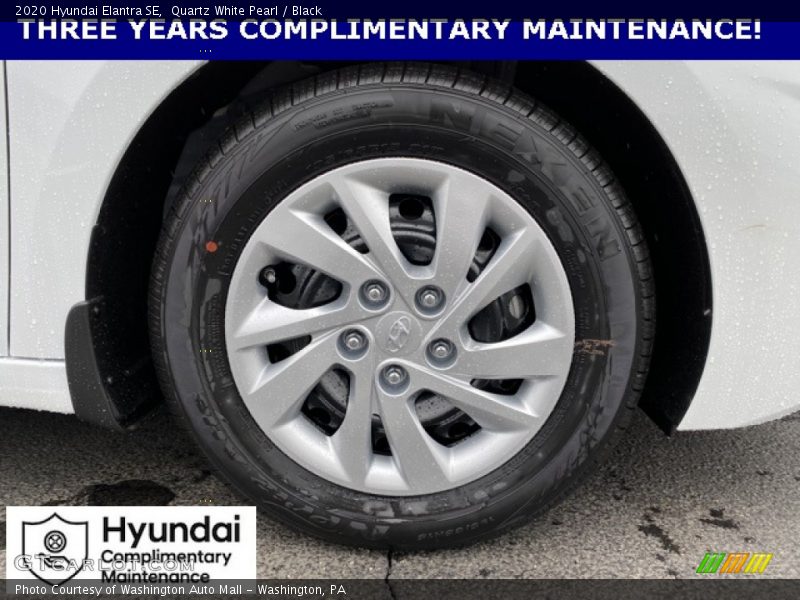 Quartz White Pearl / Black 2020 Hyundai Elantra SE
