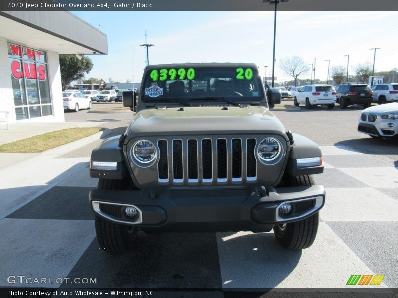 Gator / Black 2020 Jeep Gladiator Overland 4x4