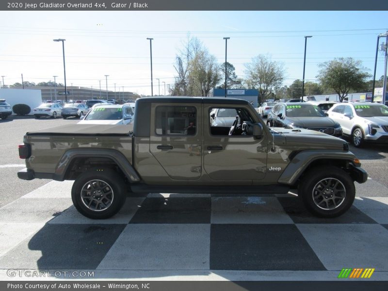 Gator / Black 2020 Jeep Gladiator Overland 4x4