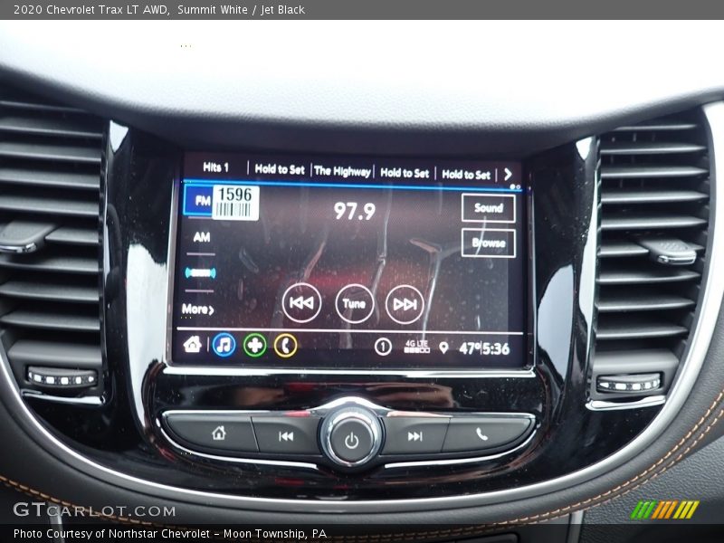 Summit White / Jet Black 2020 Chevrolet Trax LT AWD