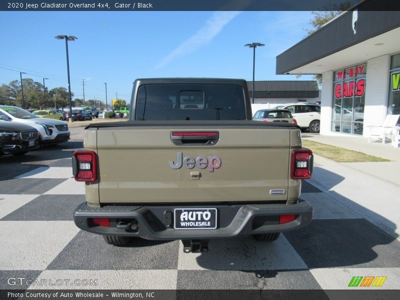 Gator / Black 2020 Jeep Gladiator Overland 4x4
