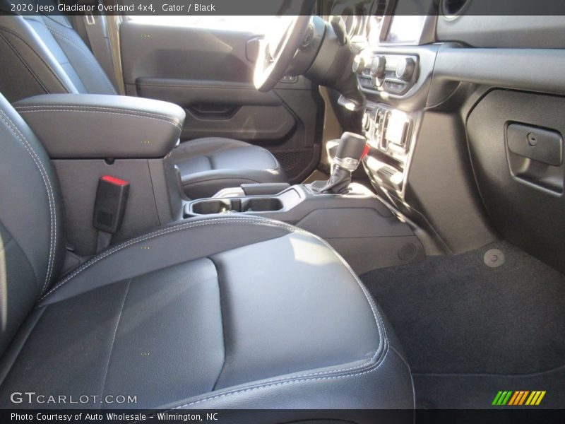 Gator / Black 2020 Jeep Gladiator Overland 4x4