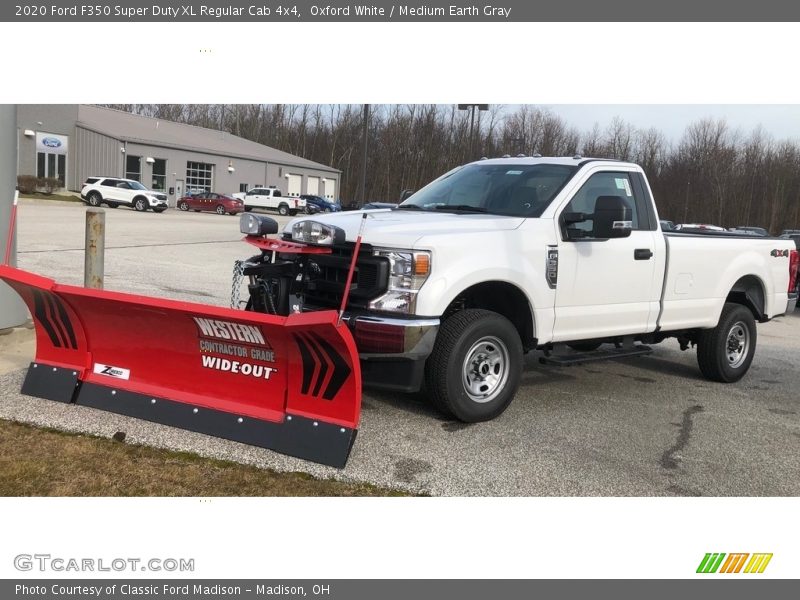 Oxford White / Medium Earth Gray 2020 Ford F350 Super Duty XL Regular Cab 4x4