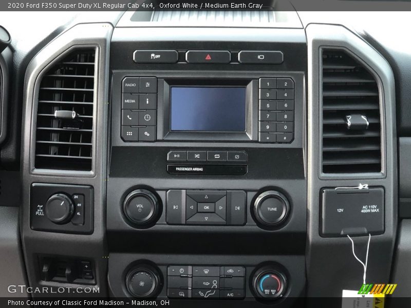 Oxford White / Medium Earth Gray 2020 Ford F350 Super Duty XL Regular Cab 4x4