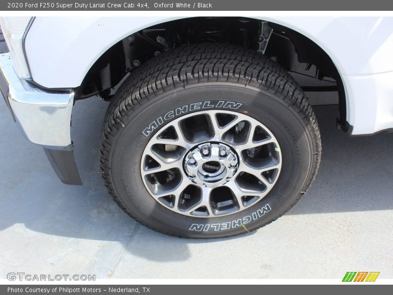 Oxford White / Black 2020 Ford F250 Super Duty Lariat Crew Cab 4x4