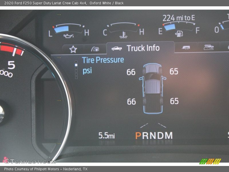 Oxford White / Black 2020 Ford F250 Super Duty Lariat Crew Cab 4x4