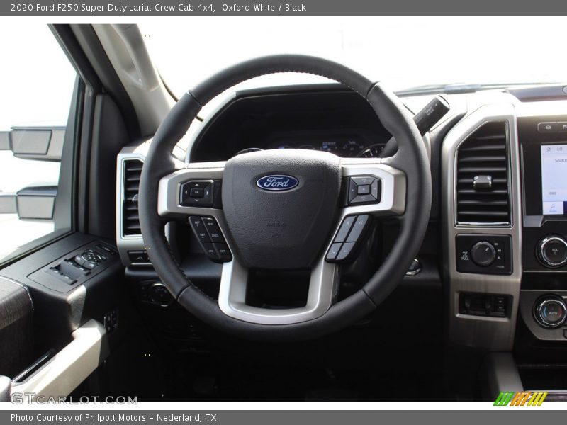Oxford White / Black 2020 Ford F250 Super Duty Lariat Crew Cab 4x4