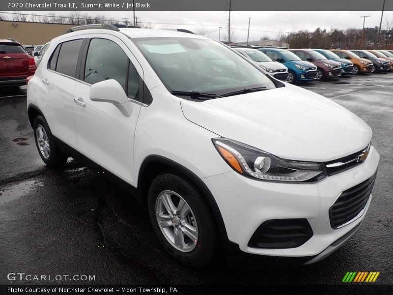 Summit White / Jet Black 2020 Chevrolet Trax LT