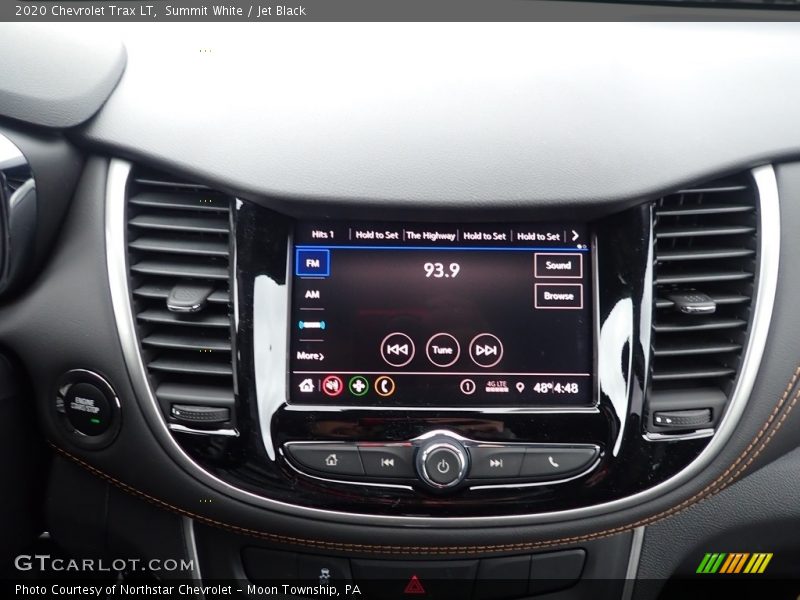 Summit White / Jet Black 2020 Chevrolet Trax LT