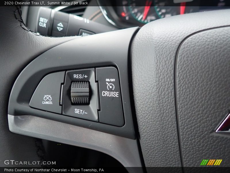 Summit White / Jet Black 2020 Chevrolet Trax LT