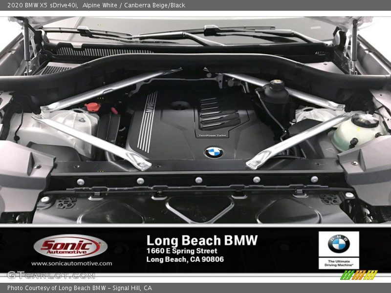 Alpine White / Canberra Beige/Black 2020 BMW X5 sDrive40i