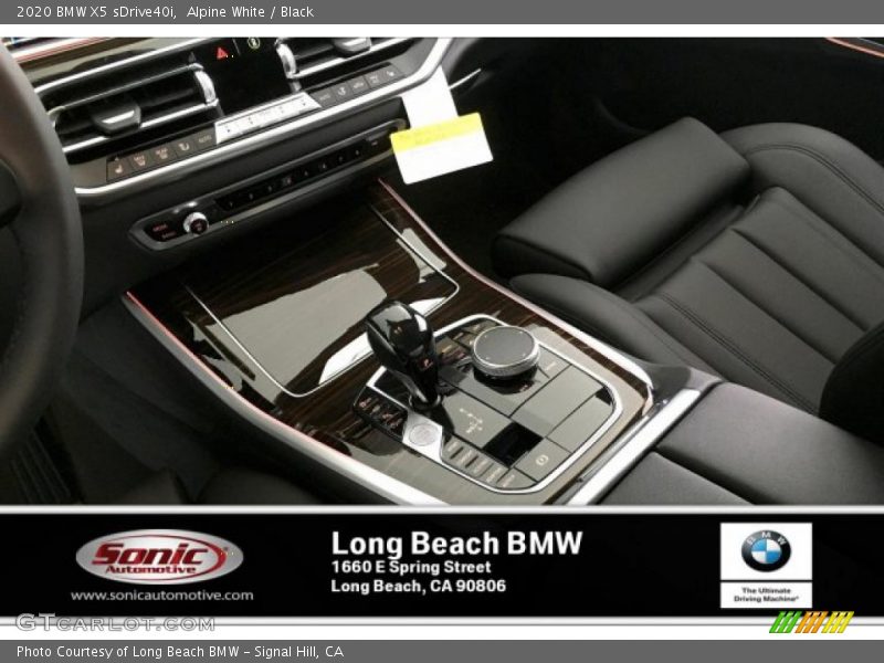 Alpine White / Black 2020 BMW X5 sDrive40i