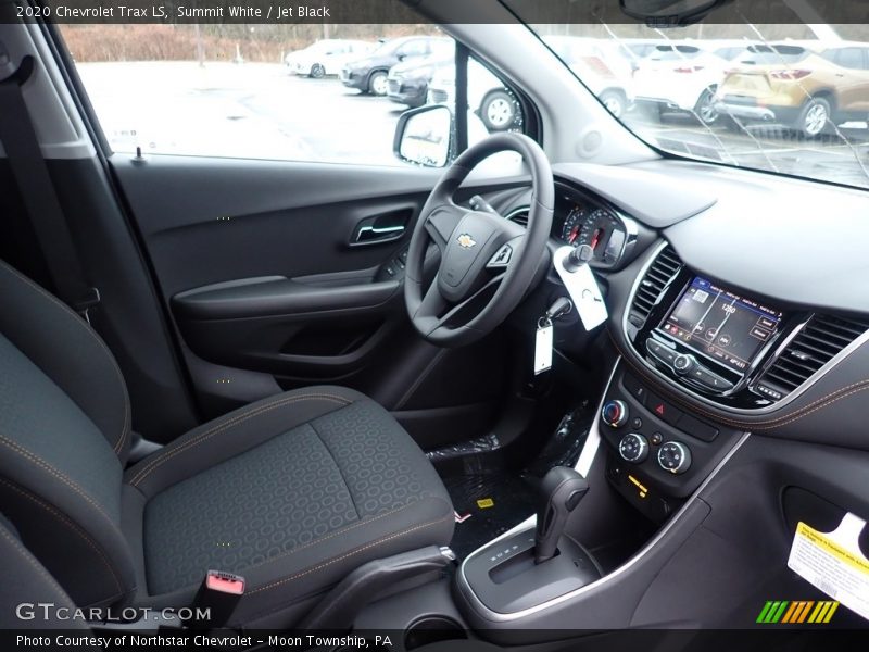 Summit White / Jet Black 2020 Chevrolet Trax LS