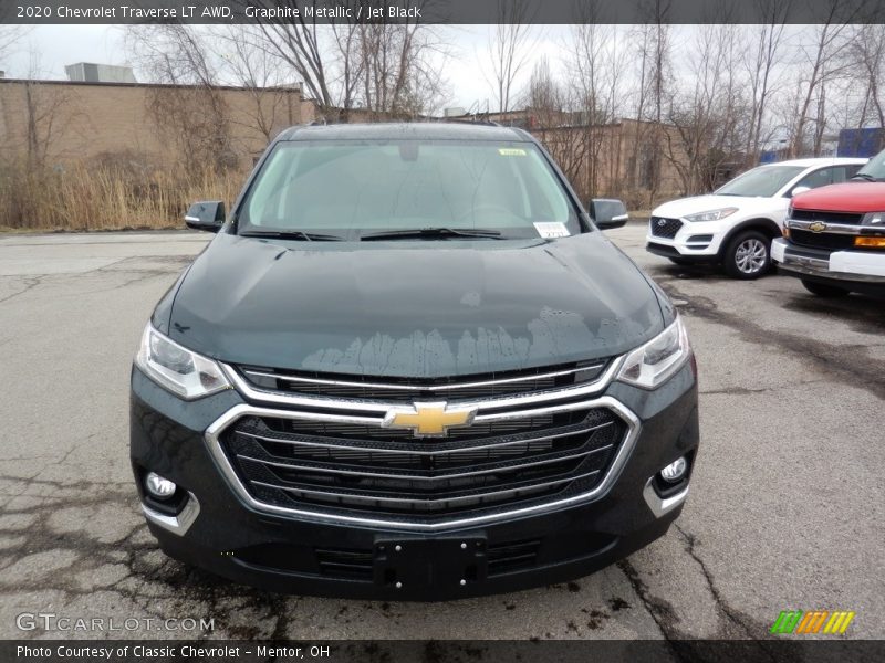 Graphite Metallic / Jet Black 2020 Chevrolet Traverse LT AWD