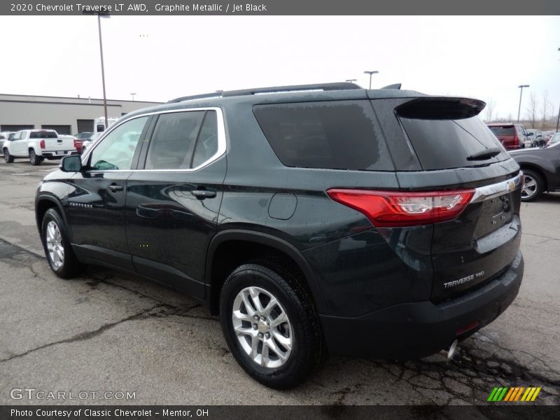 Graphite Metallic / Jet Black 2020 Chevrolet Traverse LT AWD