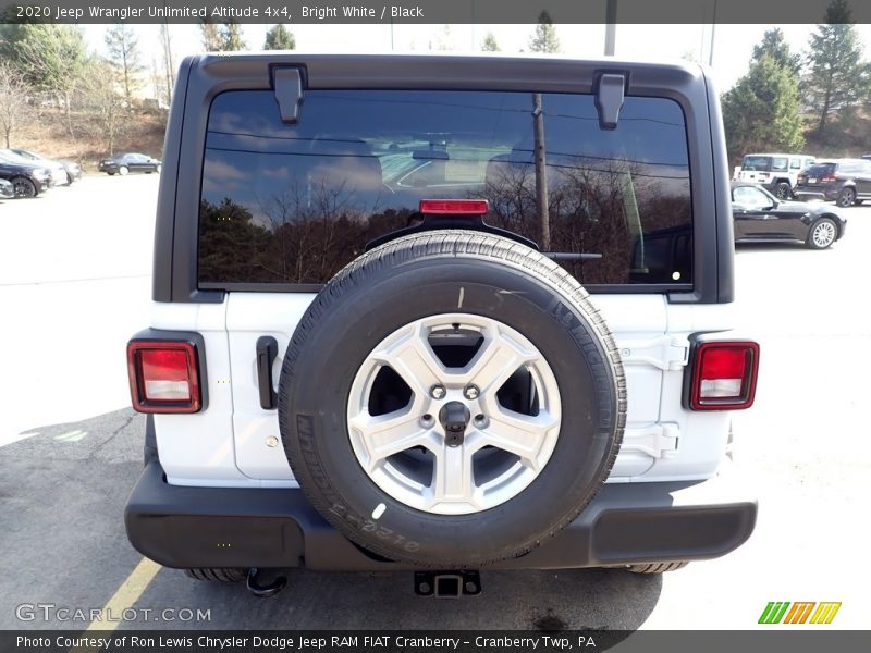 Bright White / Black 2020 Jeep Wrangler Unlimited Altitude 4x4