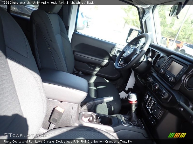 Bright White / Black 2020 Jeep Wrangler Unlimited Altitude 4x4
