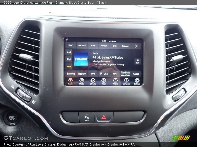 Diamond Black Crystal Pearl / Black 2020 Jeep Cherokee Latitude Plus
