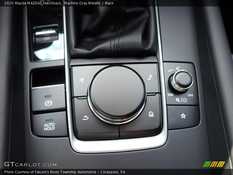 Machine Gray Metallic / Black 2020 Mazda MAZDA3 Hatchback