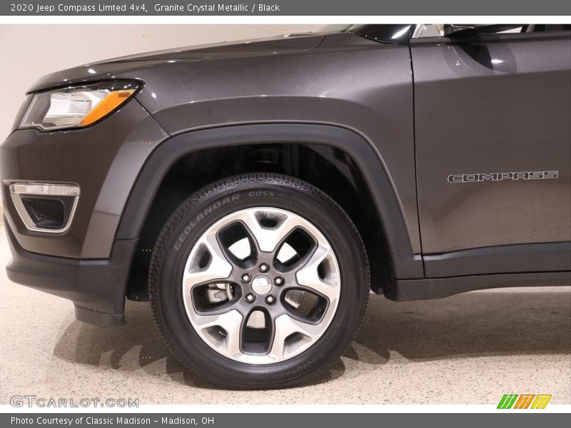 Granite Crystal Metallic / Black 2020 Jeep Compass Limted 4x4