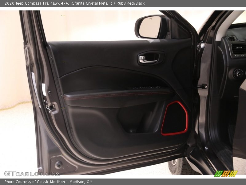 Granite Crystal Metallic / Ruby Red/Black 2020 Jeep Compass Trailhawk 4x4