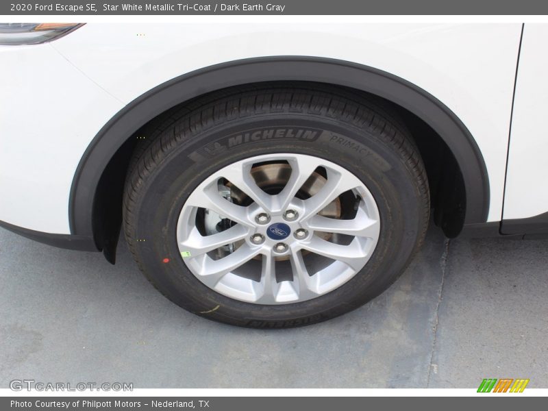 Star White Metallic Tri-Coat / Dark Earth Gray 2020 Ford Escape SE