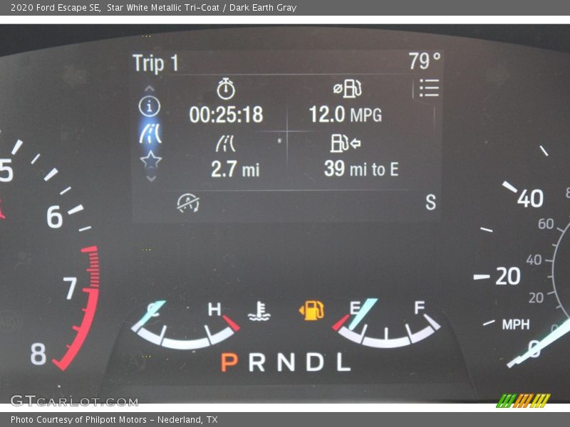 Star White Metallic Tri-Coat / Dark Earth Gray 2020 Ford Escape SE