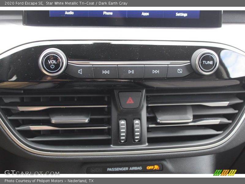 Star White Metallic Tri-Coat / Dark Earth Gray 2020 Ford Escape SE