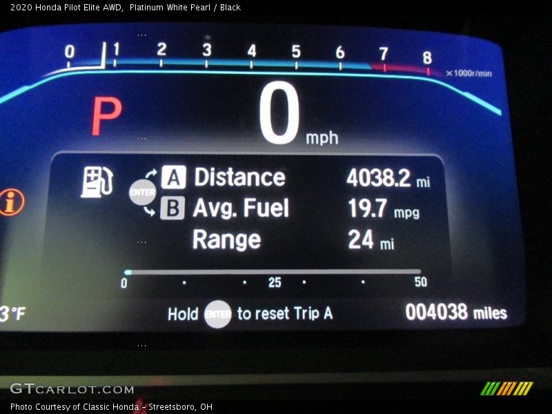 Platinum White Pearl / Black 2020 Honda Pilot Elite AWD