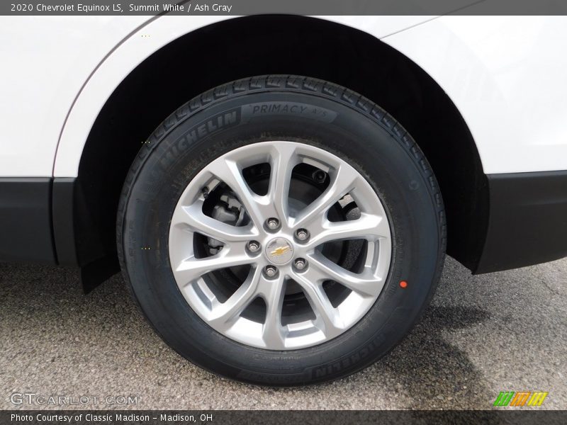 Summit White / Ash Gray 2020 Chevrolet Equinox LS