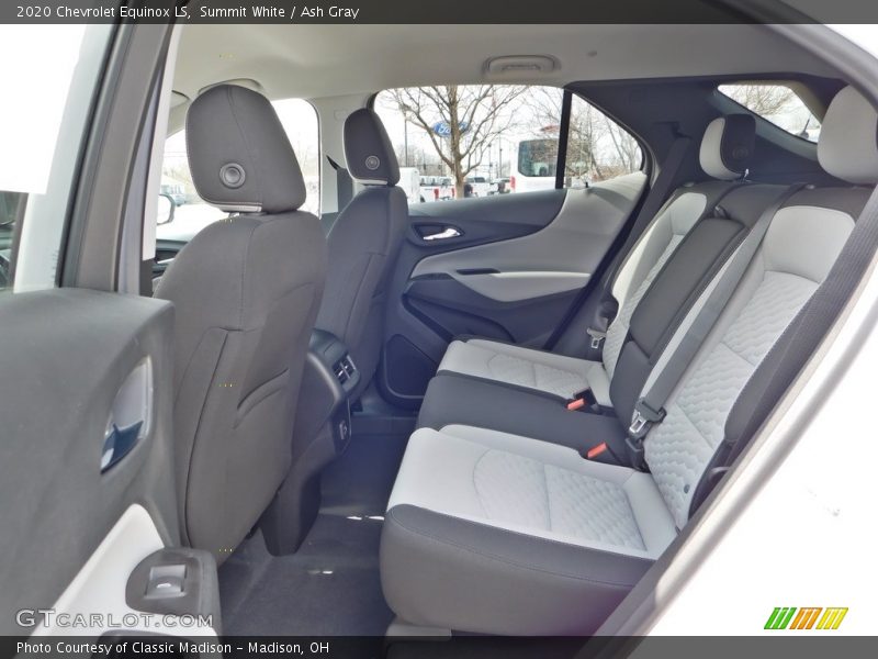 Summit White / Ash Gray 2020 Chevrolet Equinox LS