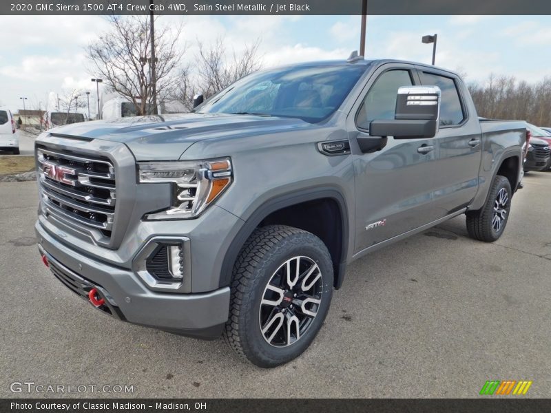 Front 3/4 View of 2020 Sierra 1500 AT4 Crew Cab 4WD