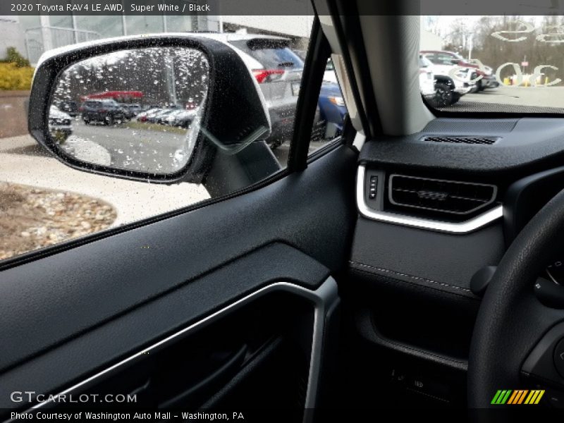 Super White / Black 2020 Toyota RAV4 LE AWD
