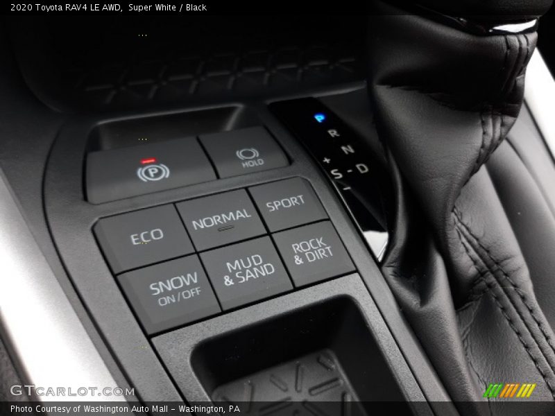 Super White / Black 2020 Toyota RAV4 LE AWD
