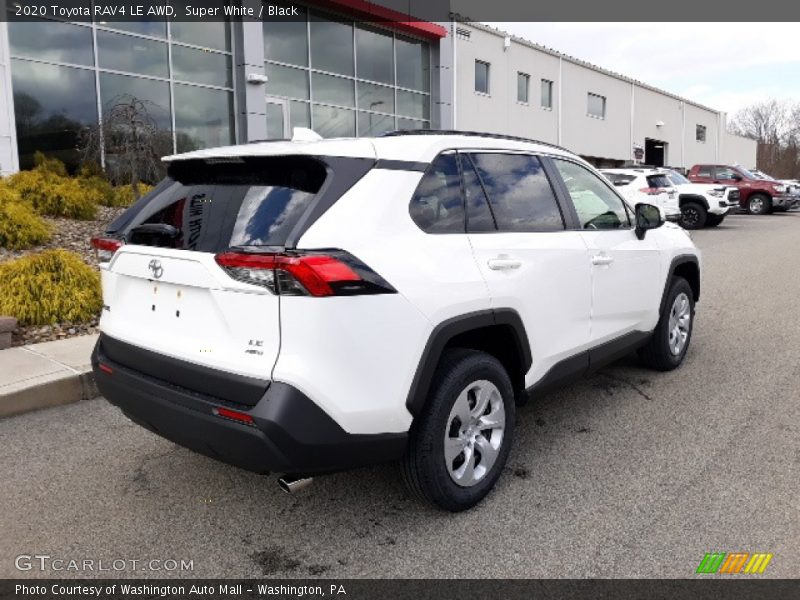 Super White / Black 2020 Toyota RAV4 LE AWD