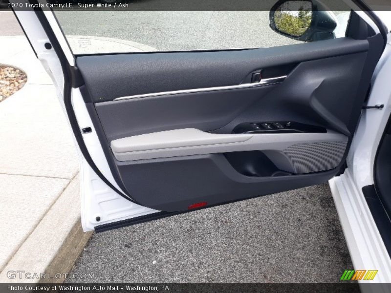 Super White / Ash 2020 Toyota Camry LE