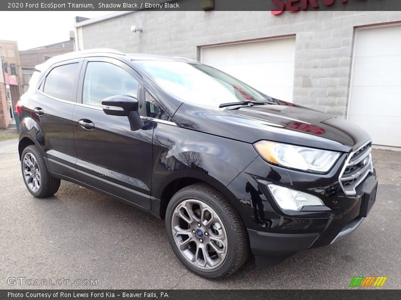 Front 3/4 View of 2020 EcoSport Titanium