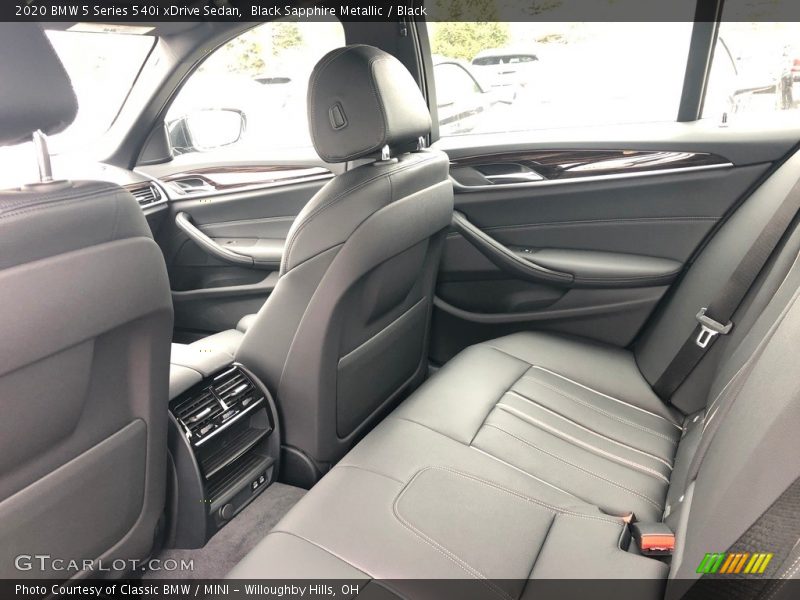Black Sapphire Metallic / Black 2020 BMW 5 Series 540i xDrive Sedan