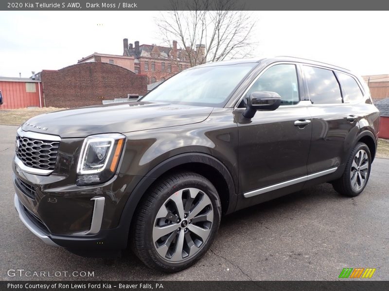 Front 3/4 View of 2020 Telluride S AWD